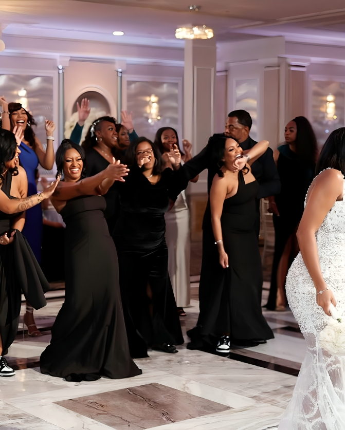 Where to Find Your Dream Wedding Dress